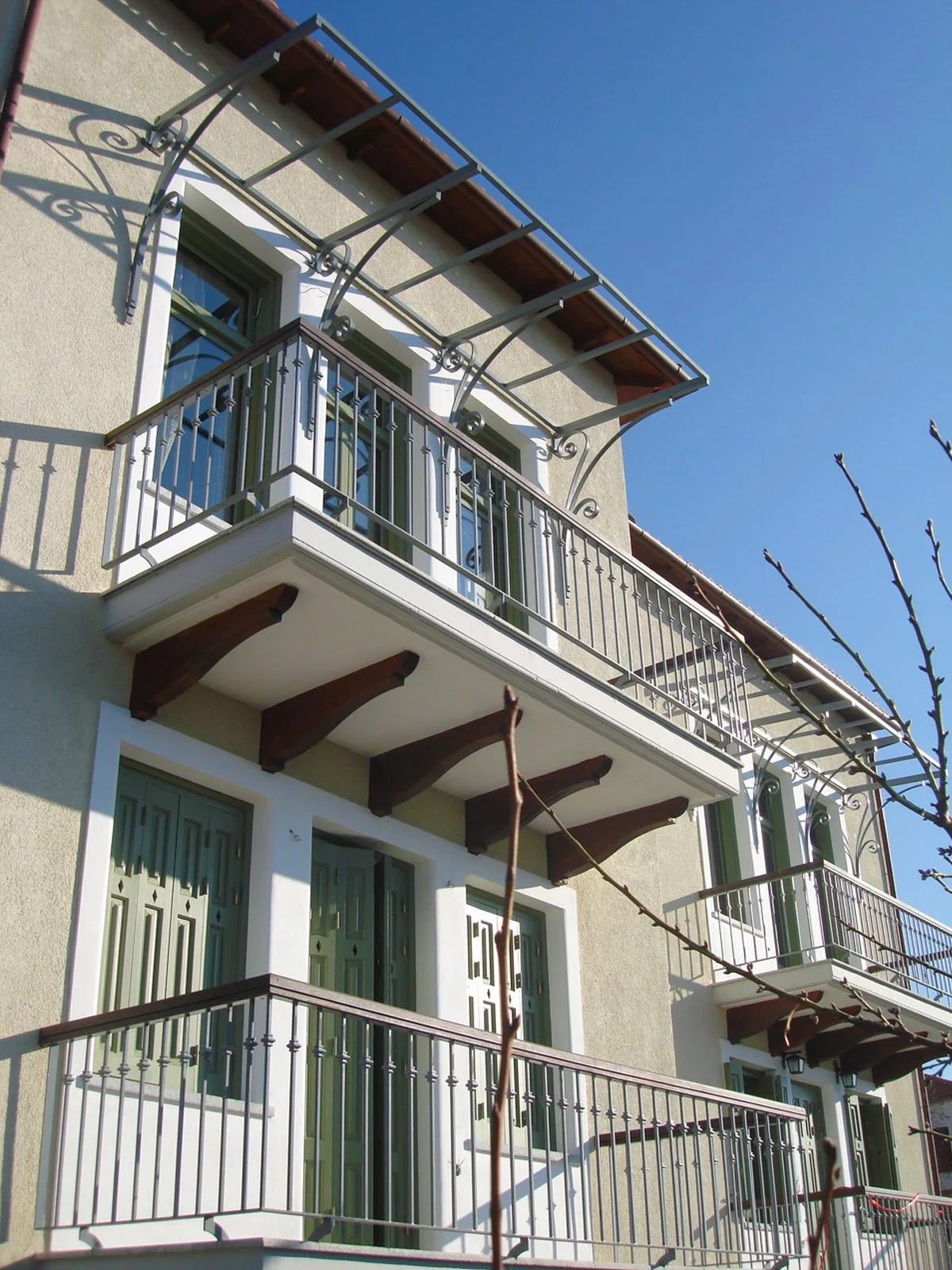 Delphi Housing Complex 