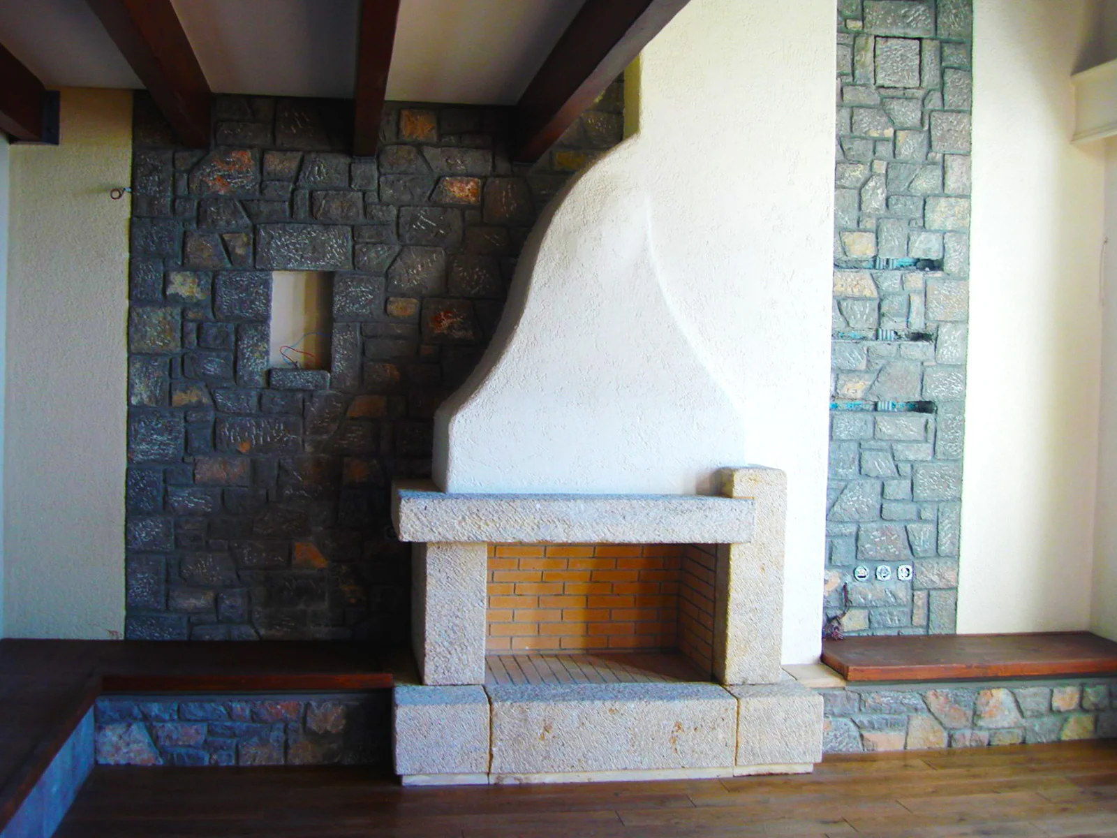 Delphi Housing Complex 