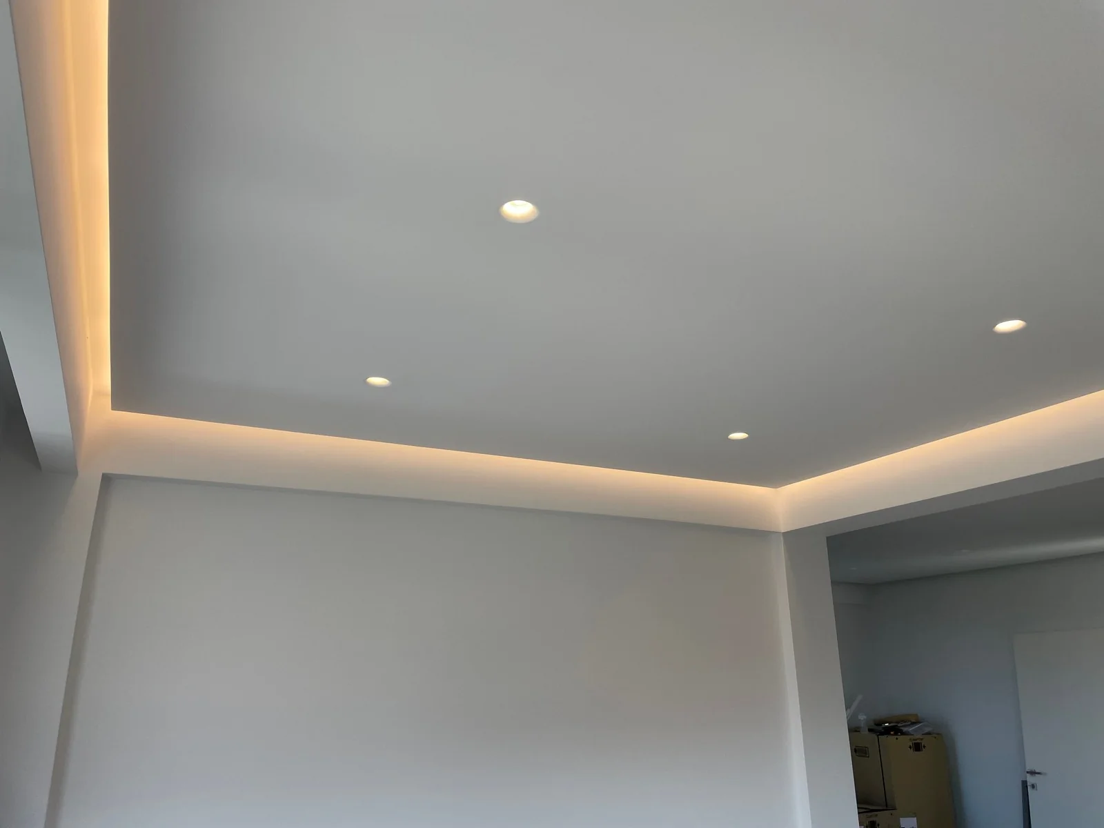 Trampouria two-storey residence 