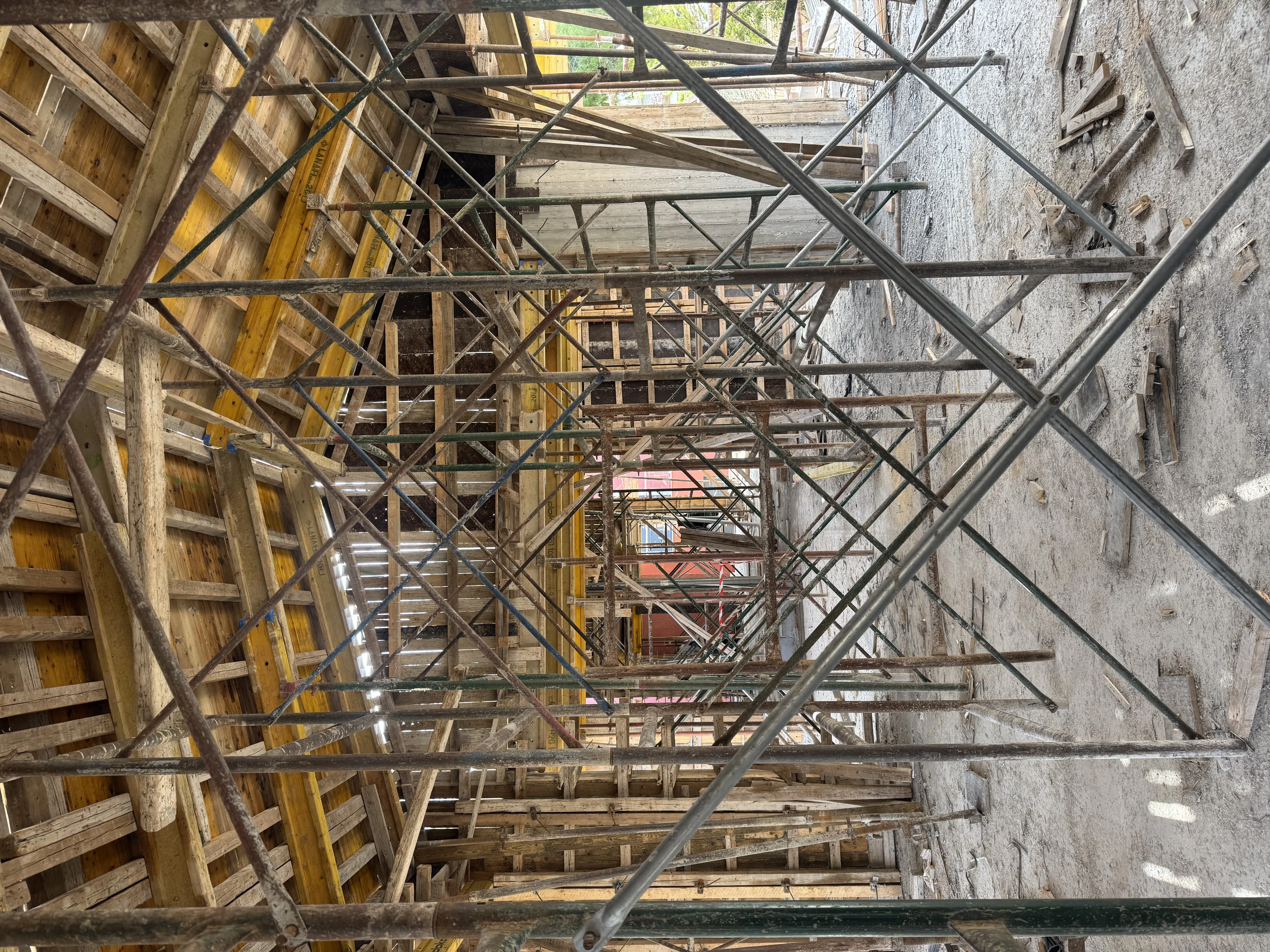 Kryoneri independent residences