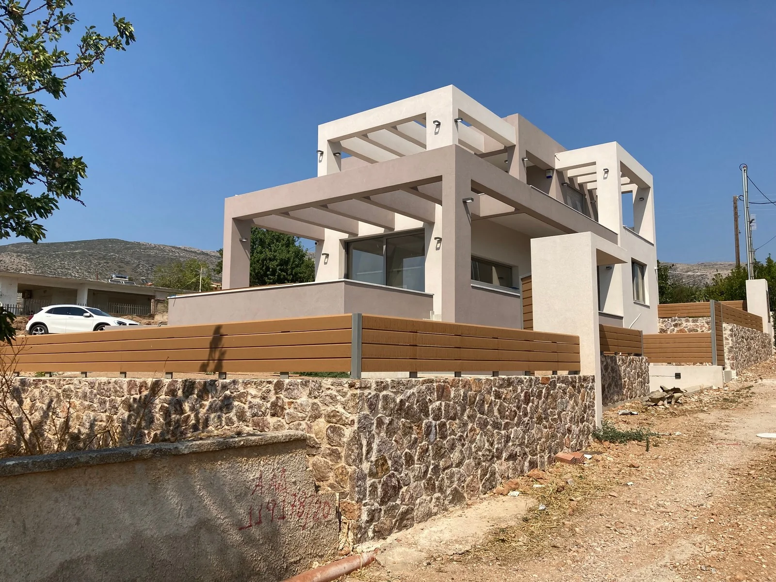 Trampouria two-storey residence 