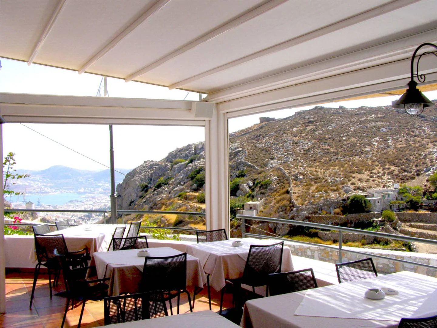  To Vaporaki Restaurant